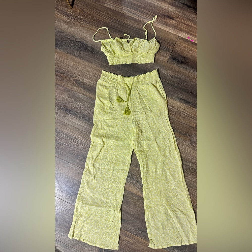 Roxy Yellow Matching Set - Picture 6 of 6